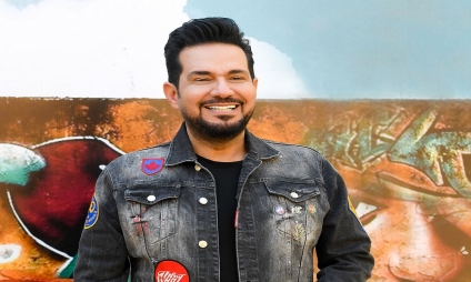 حاتم العراقي يحقق مليون ونصف مشاهدة بأغنية "بعد حبني"