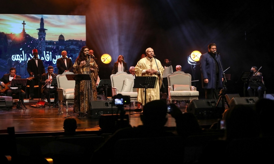 عرض &quot;النّجوم الثلاث&quot; للفنان الزّين الحدّاد بمشاركة الفنّانة المغربية فرنسواز أطلان والفنان السّوري عبدالله جورج مريش